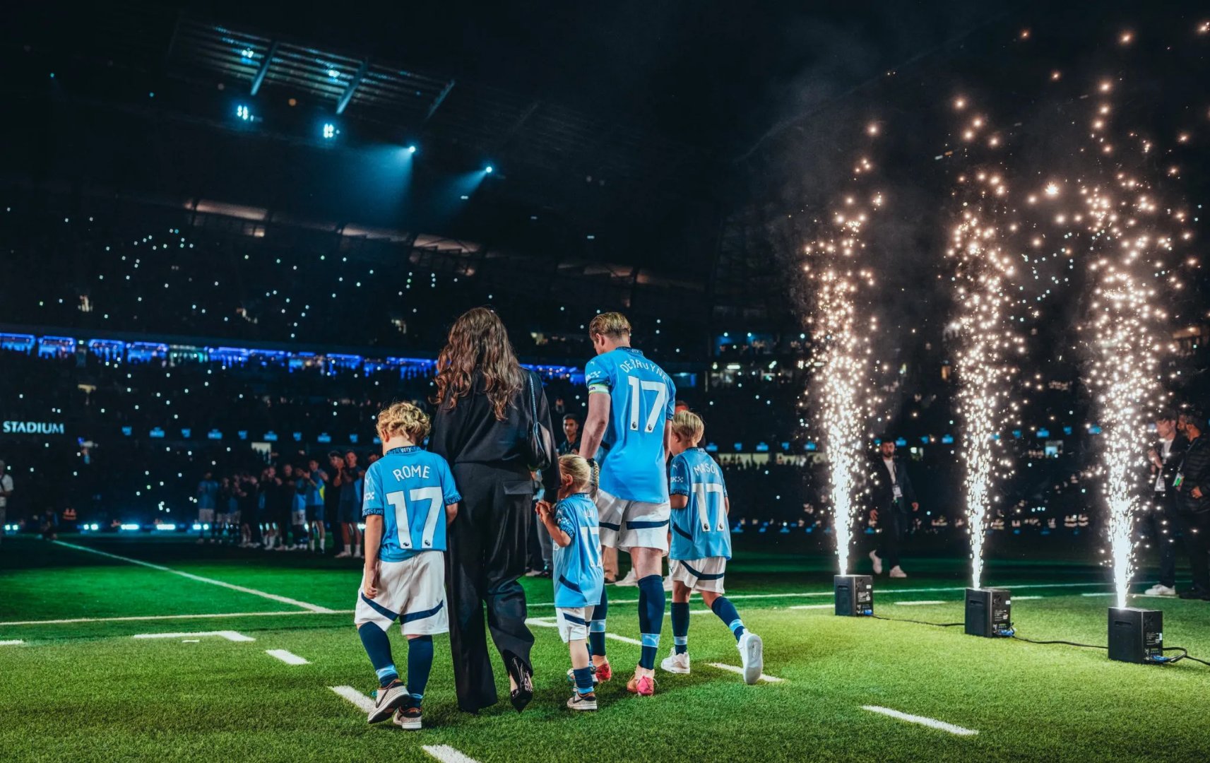 出色发挥首场状态出色,热火观众沸腾!,德布劳内重返赛场再创辉煌时刻  出色发挥首场状态出色,热火观众沸腾!,德布劳内重返赛场再创辉煌时刻