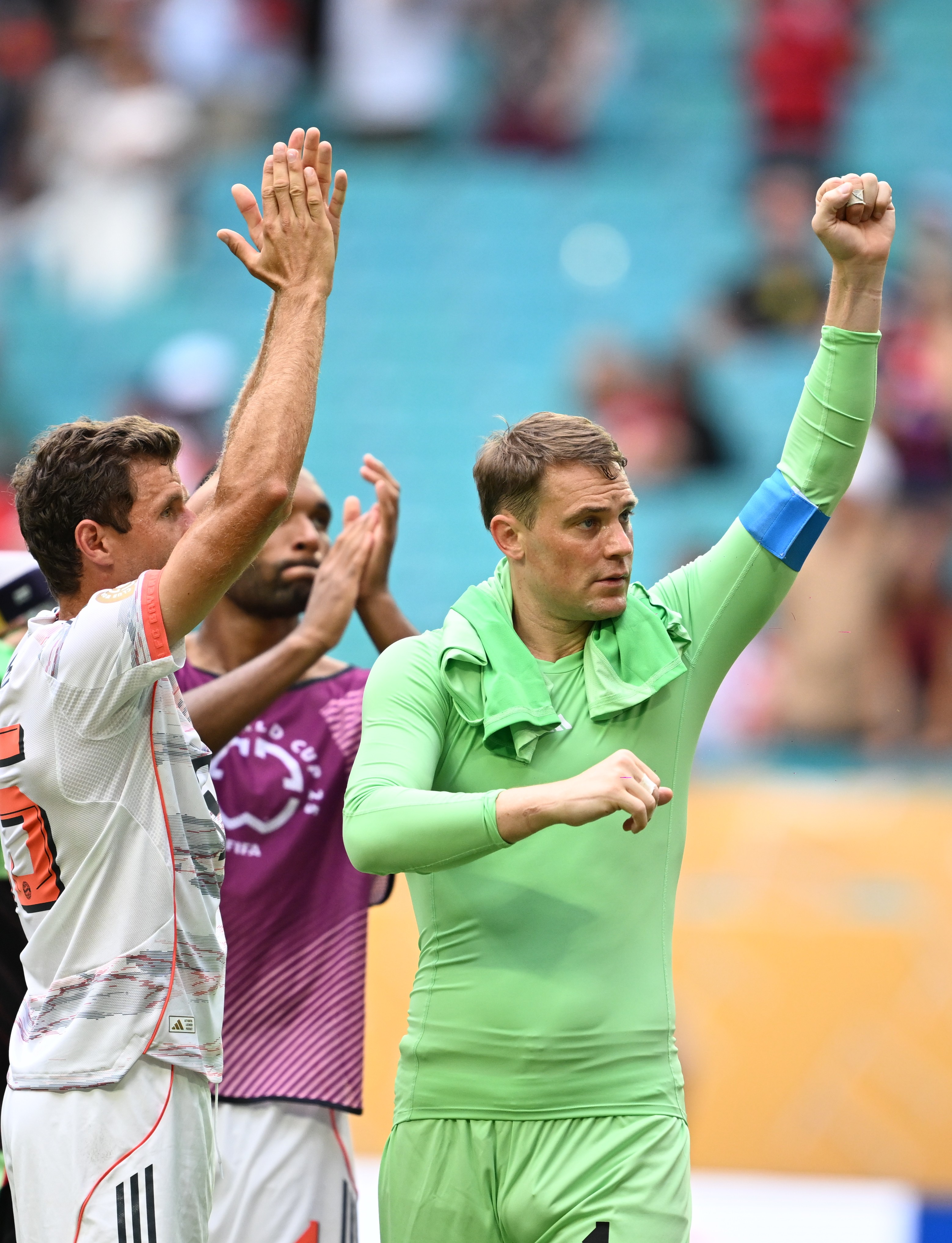 开云-出色发挥首场状态出色，拜仁观众沸腾！，纳达尔重返赛场比赛高潮迭起的简单介绍