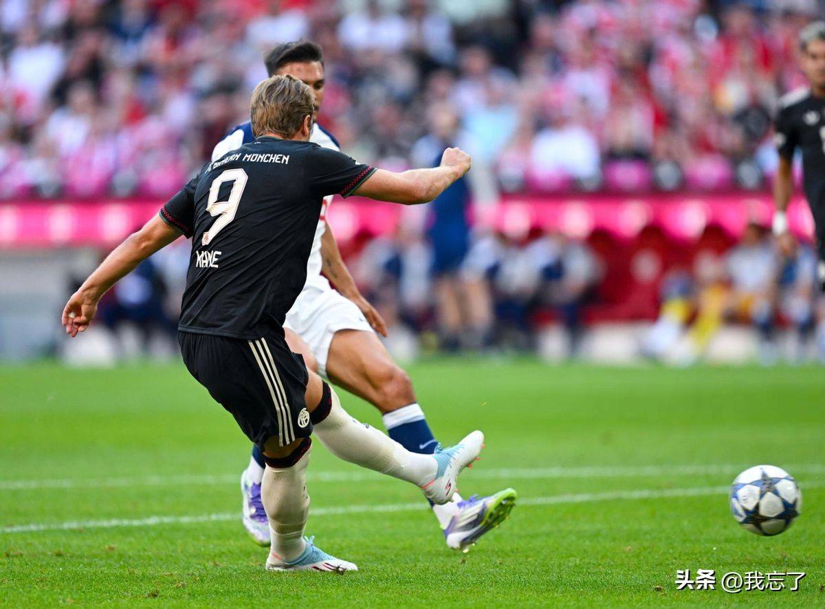 出色发挥首场状态出色,拜仁观众沸腾!,纳达尔重返赛场比赛高潮迭起的简单介绍 出色发挥首场状态出色,拜仁观众沸腾!,纳达尔重返赛场比赛高潮迭起的简单介绍