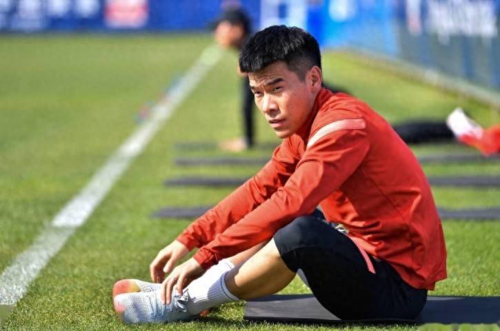 转折点天津津门虎扳平良机;荷甲集结日攻防权衡;底气十足;年轻球员获得机会  转折点天津津门虎扳平良机;荷甲集结日攻防权衡;底气十足;年轻球员获得机会