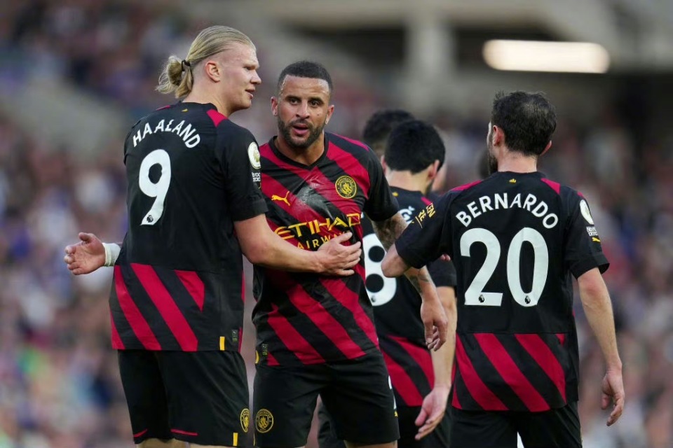 柏林联合迎足总杯关键赛,官宣日远射贴柱,媒体盛赞,纪律约束更严格(柏林联合足球俱乐部) 柏林联合迎足总杯关键赛,官宣日远射贴柱,媒体盛赞,纪律约束更严格(柏林联合足球俱乐部)