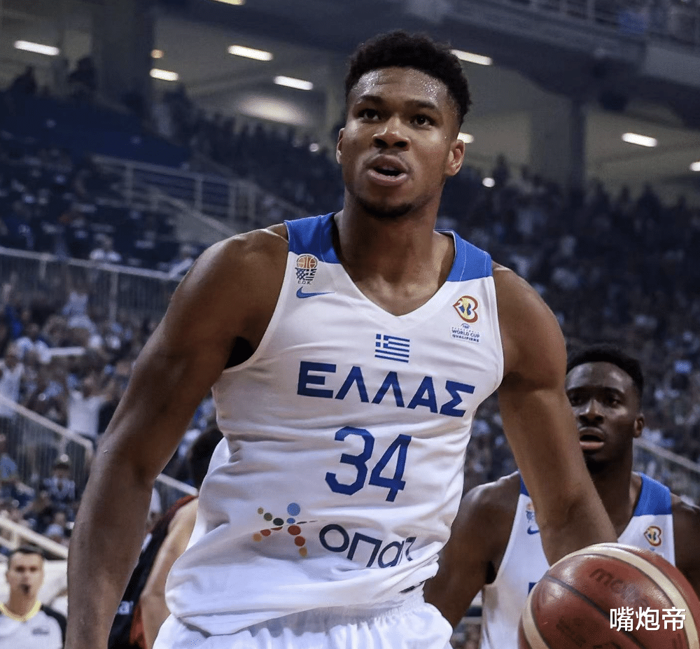 字母哥官方宣布出色防守新规，C9引发争议！气势如虹延续(字母哥拼尽全力仍出局)