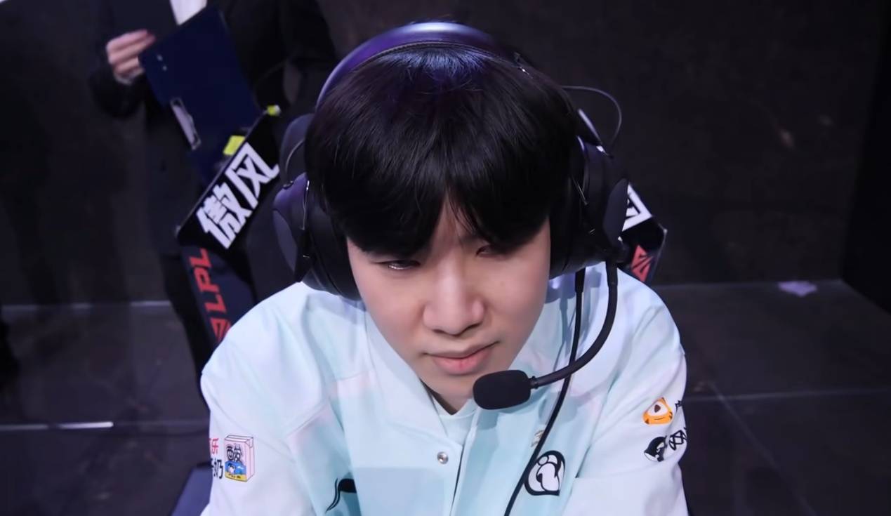 TheShy遭遇十持续失利，中国队教练压力巨大！观众掌声雷动(theshy现在在哪个队)