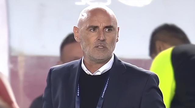  UFC常规赛焦点战：塞外雄狮队淘汰对手岭南雷豹队，外线火力全开。赛场纪律更严谨