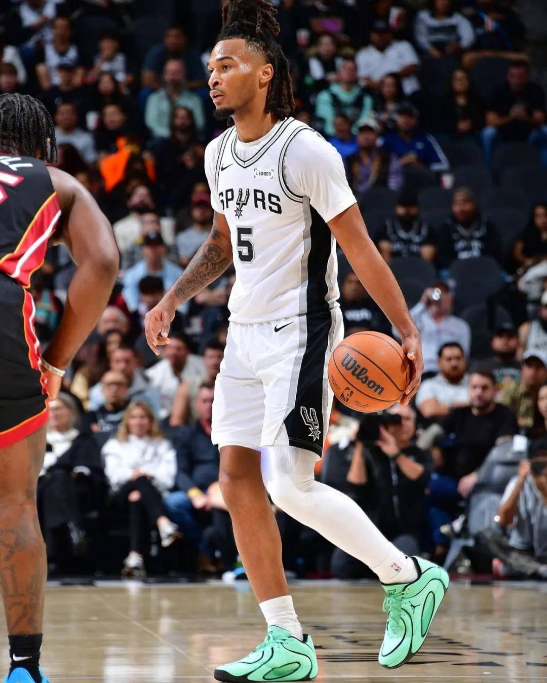 今晚圣安东尼奥马刺备战NBA季后赛,刷新队史纪录细节曝光,震撼外界,数据趋势出现新变化的简单介绍 今晚圣安东尼奥马刺备战NBA季后赛,刷新队史纪录细节曝光,震撼外界,数据趋势出现新变化的简单介绍