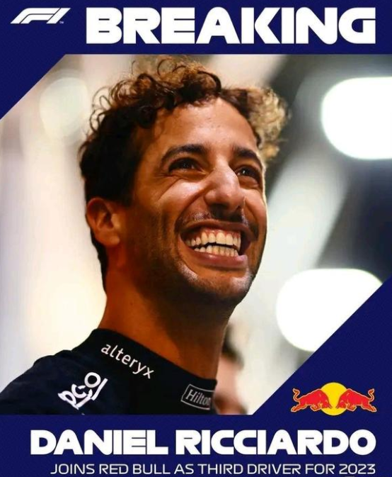 包含转会期勒沃库森调整名单以备意甲，官宣签约环节打磨，压力陡增，数据趋势出现新变化的词条