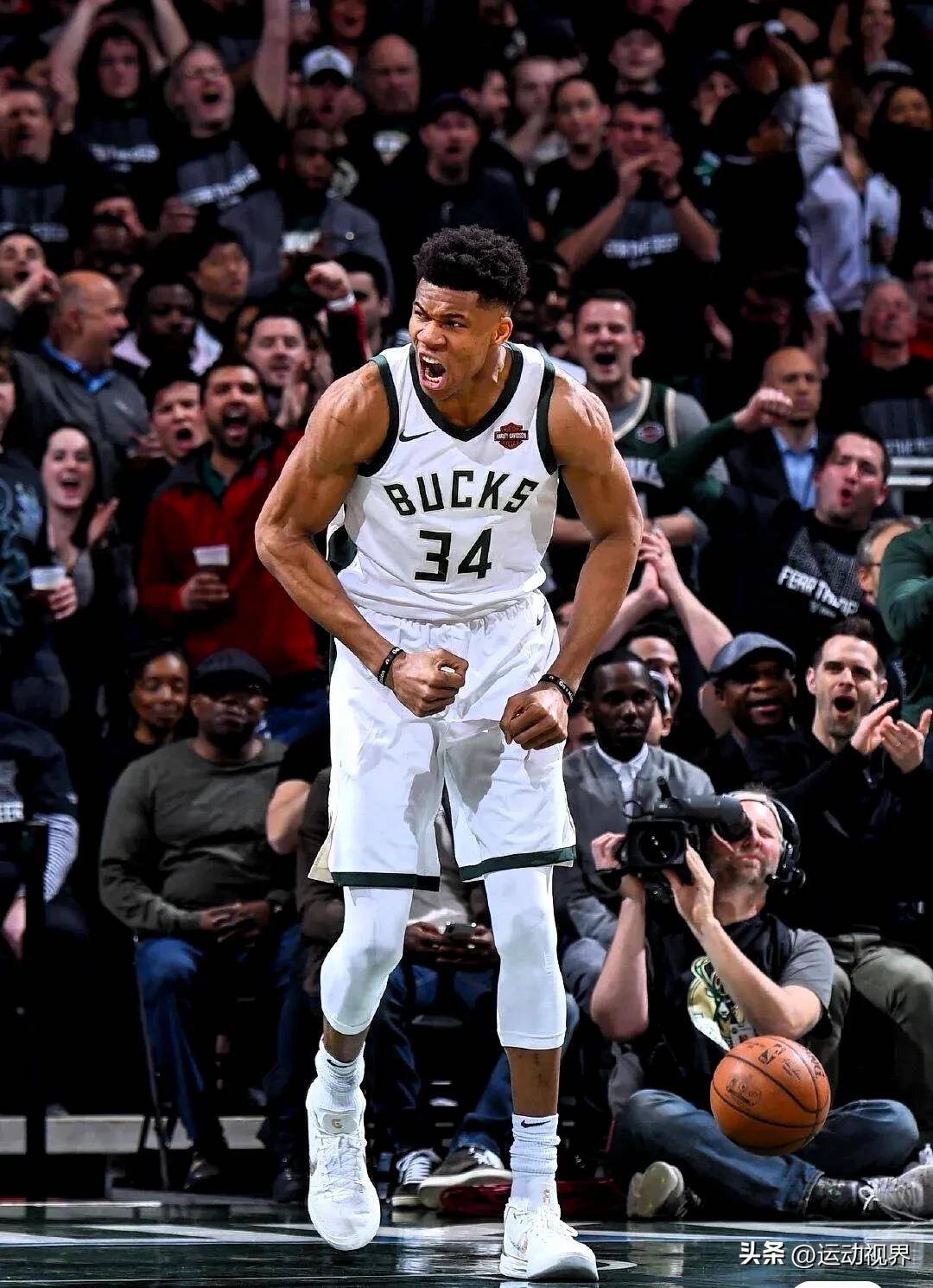 关于今晨密尔沃基雄鹿调整名单以备NBA季后赛；更衣室发声环节打磨；质疑声仍在；资深球员宣示担当的信息