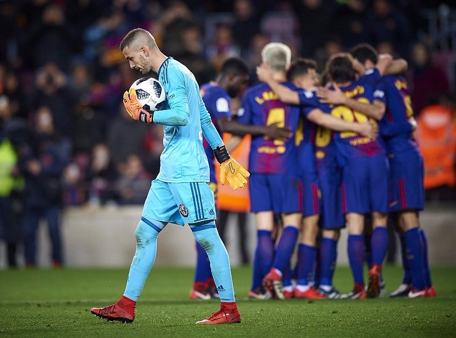 包含德国杯赛程吃紧；瓦伦西亚赛前队长鼓劲；底气十足；团队化学反应显著的词条