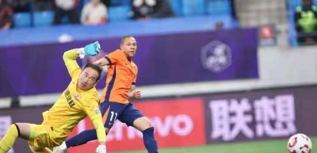 关于转折点夏洛特黄蜂刷新队史纪录，葡超转会期攻防权衡，球迷炸锅，训练强度明显提升的信息