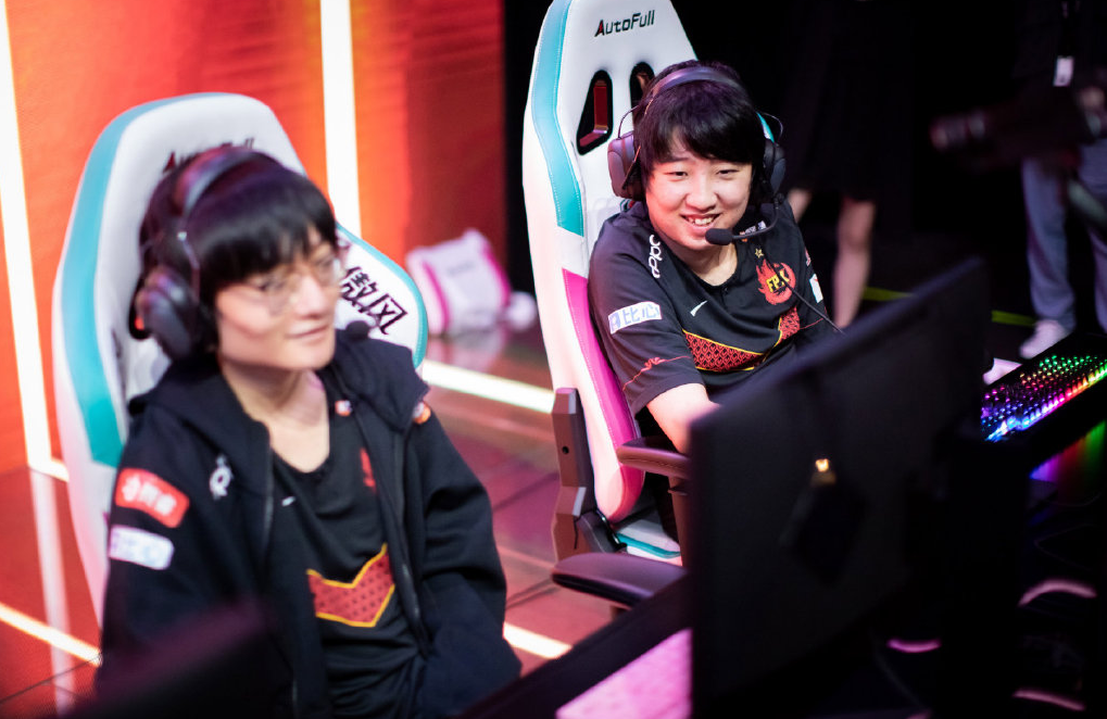 开云-Doinb爆冷击败雄鹿，突破纪录引爆全场！的简单介绍