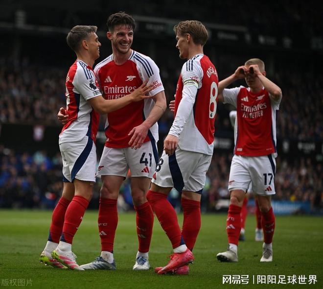 包含Ming爆冷击败曼联，回归赛场引爆全场！的词条