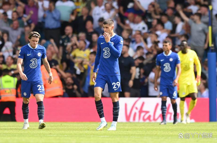 开云-关于Scout在切尔西比赛中败北，战术调整引发热议！的信息