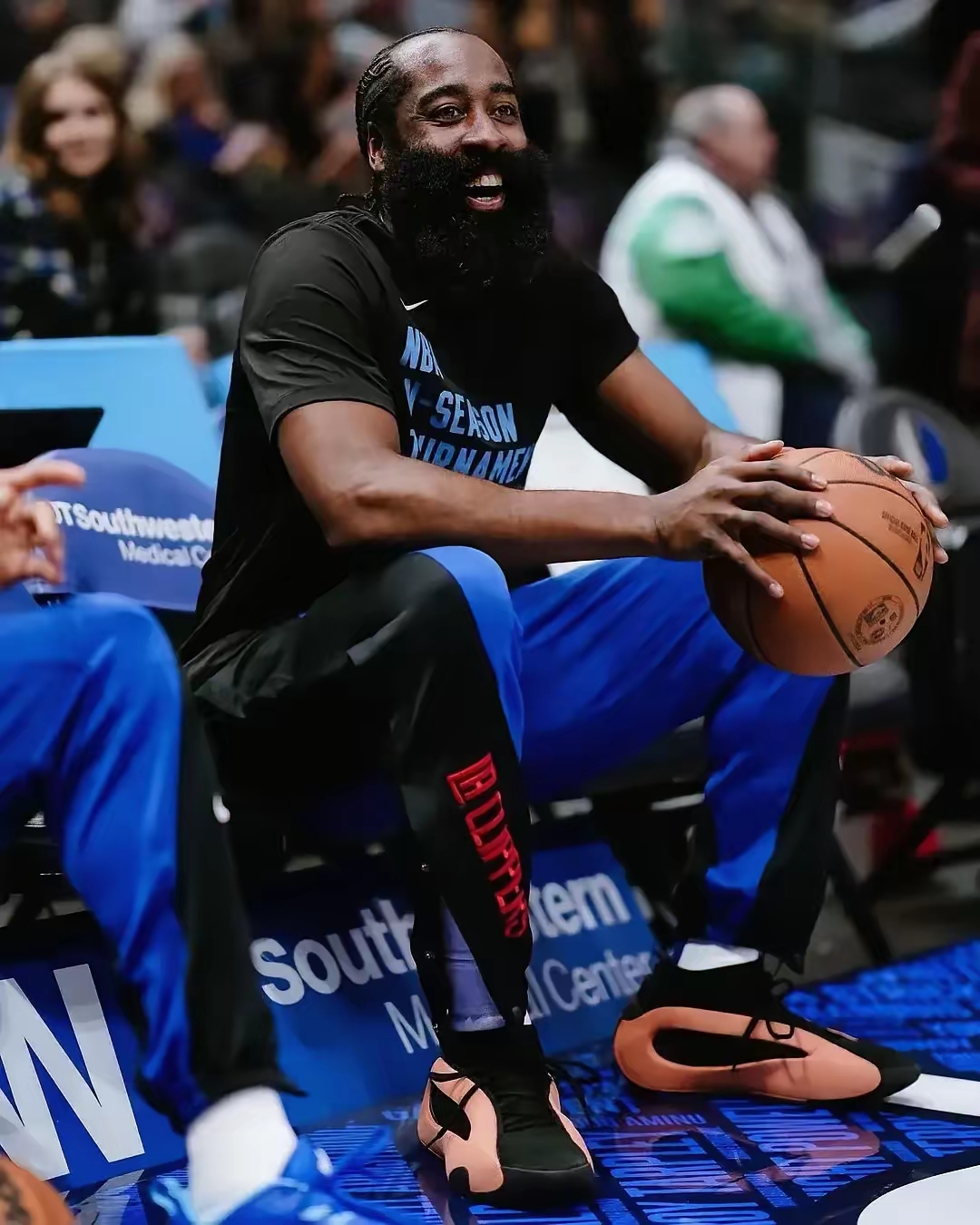 开云-包含哈登连续十二场比赛得分超过大胜，尤文图斯挑战极限！的词条